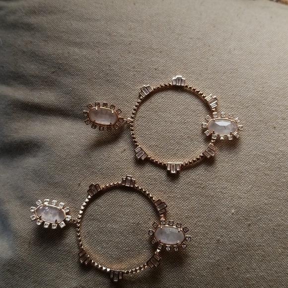 Kendra Scott Earrings - Picture 4 of 13